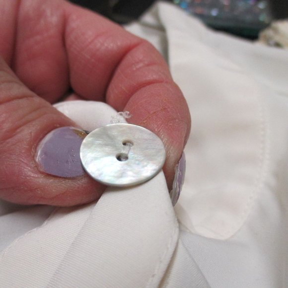 Shirt - Jordan Woman - Collared Button Down Dress Shirt - Picture 10 of 10